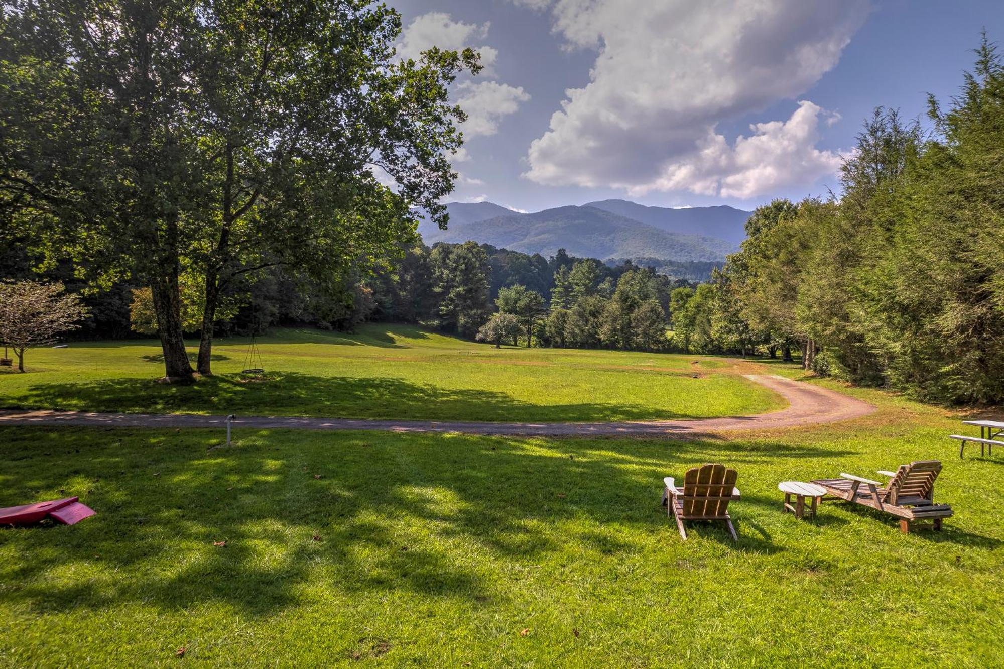 Lodge At Mount Mitchell Busick Екстериор снимка