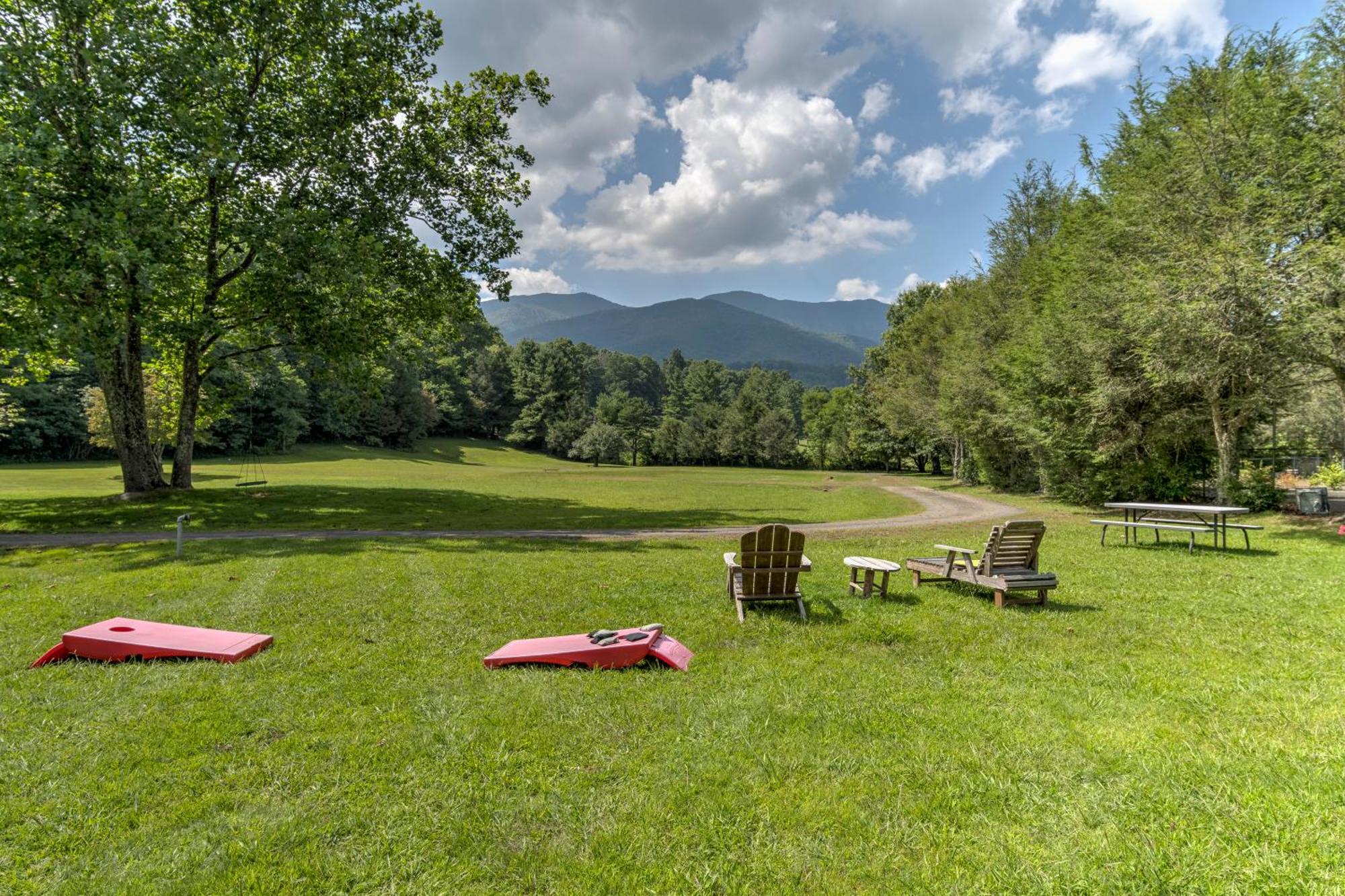Lodge At Mount Mitchell Busick Екстериор снимка